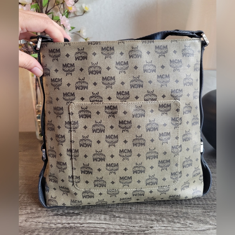 MCM visetos messenger bag - Picture 9 of 10